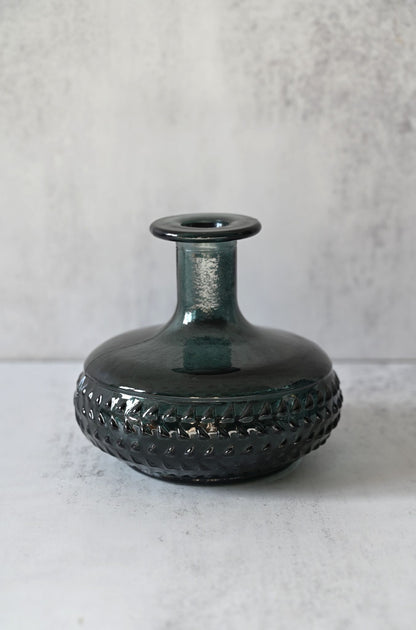 Strukturierte Vase aus Recyclingglas in Blau 