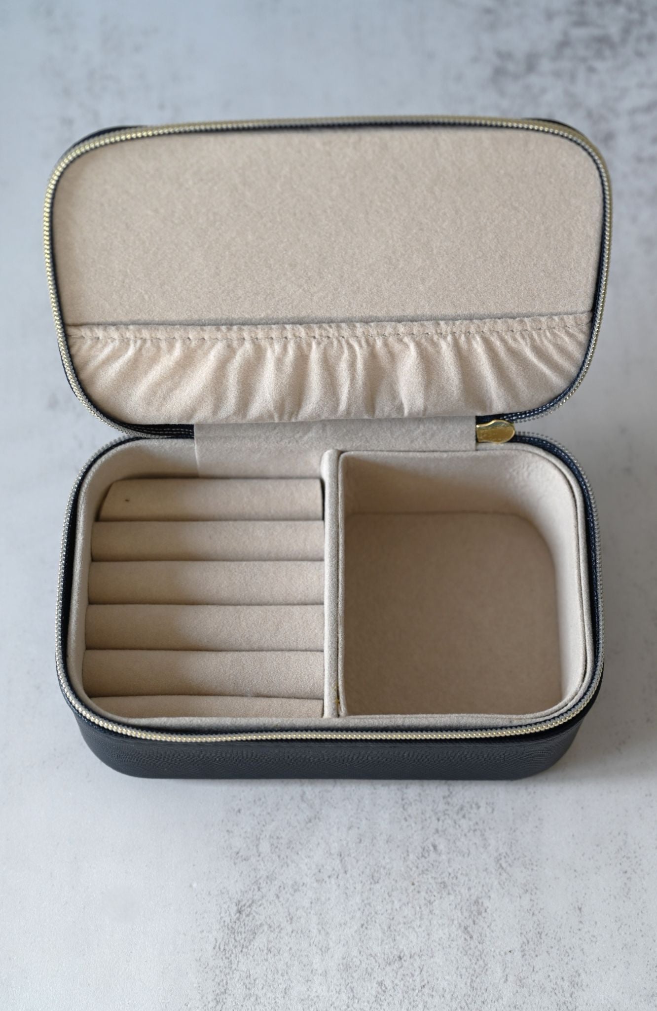 Small Navy Jewellery Case