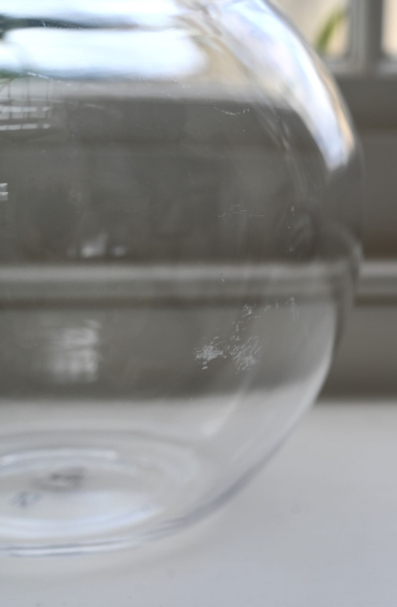 Pichet arrondi transparent 