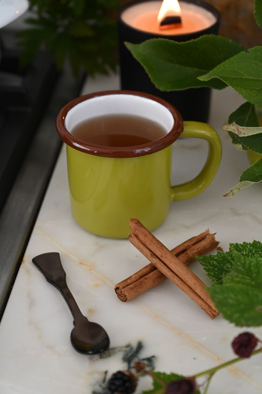 Tasse en émail toujours dimanche, petite 