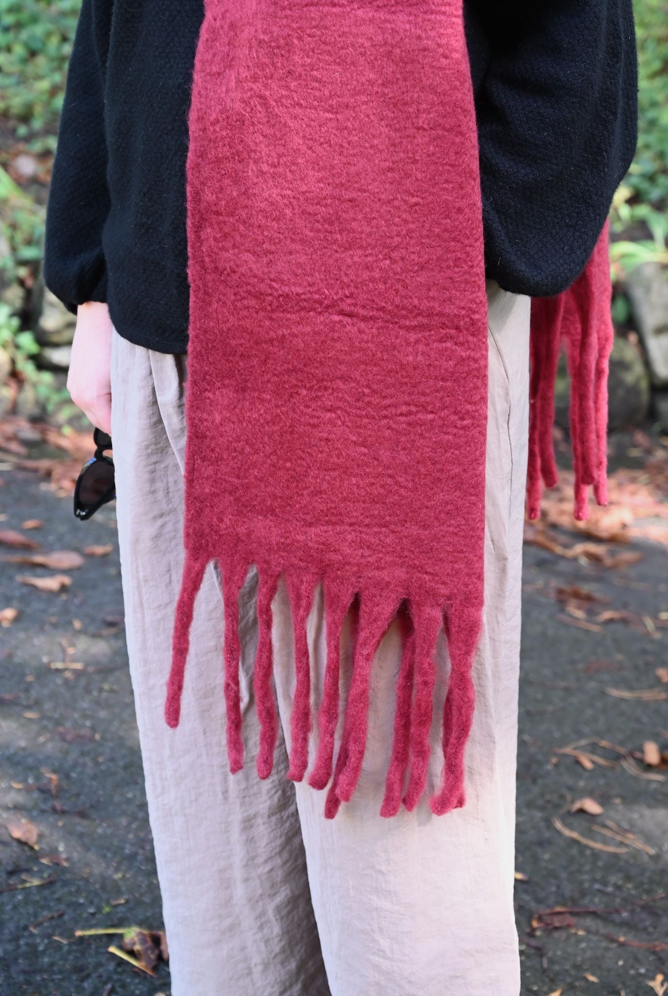 Gebürsteter Schal in Cranberry-Rot 