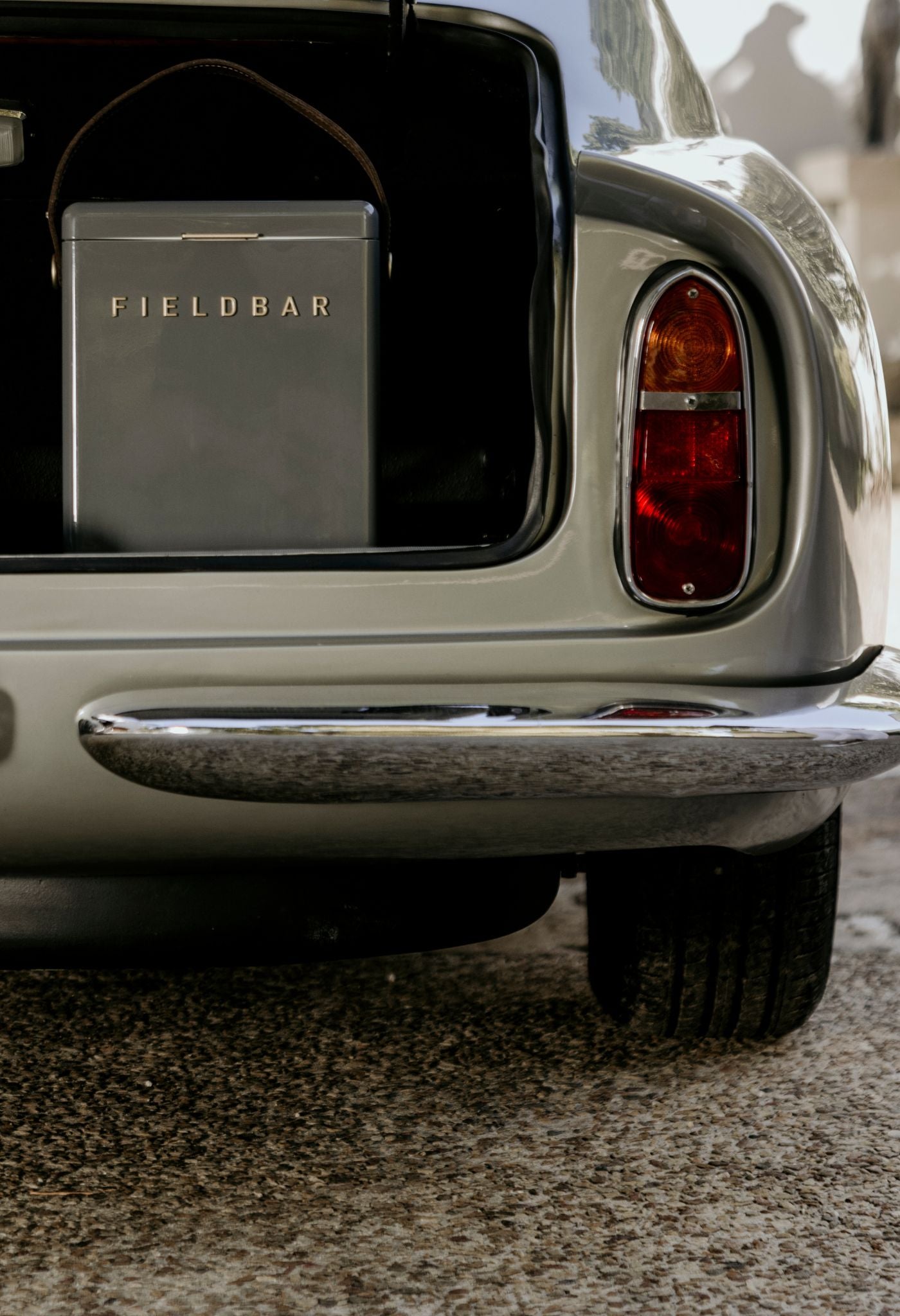 Grey Fieldbar Cooler