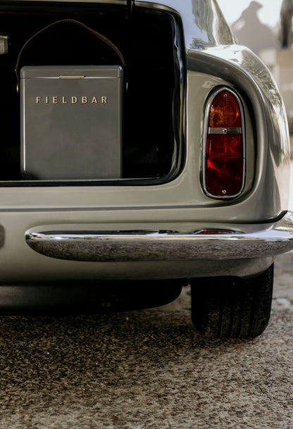 Grey Fieldbar Cooler