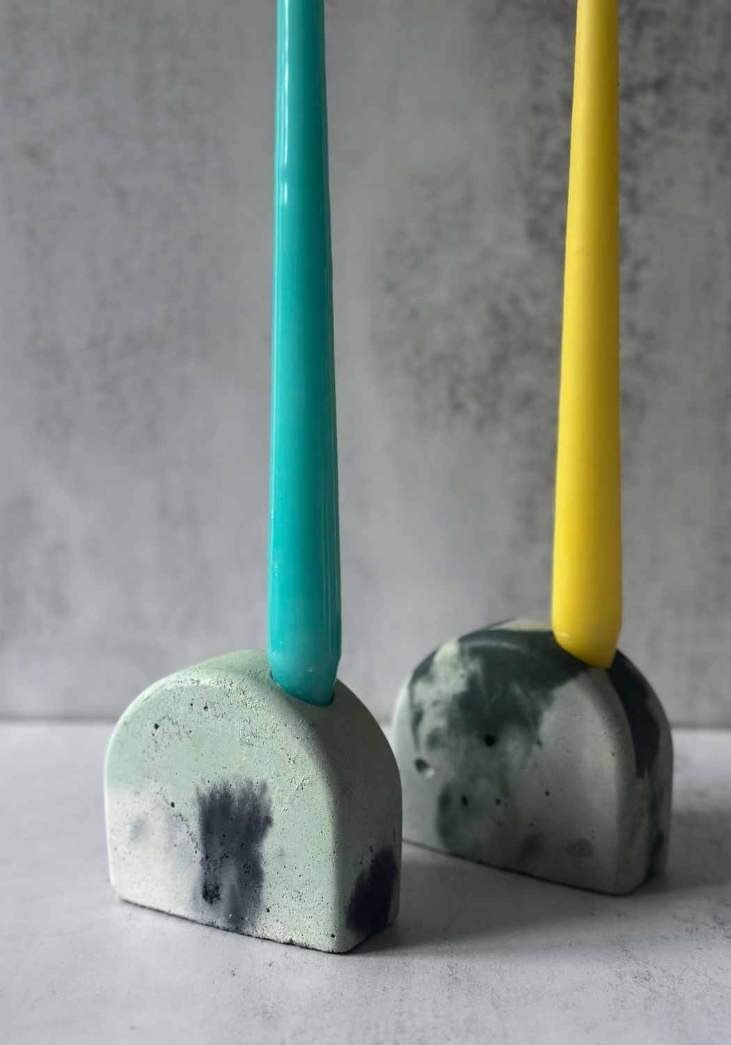 Green Arch Concrete Candle Holder