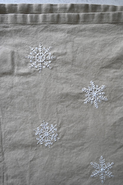 Festliche Schneeflocken-Baumwollserviette 