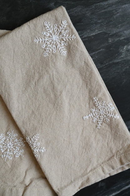 Festliche Schneeflocken-Baumwollserviette 