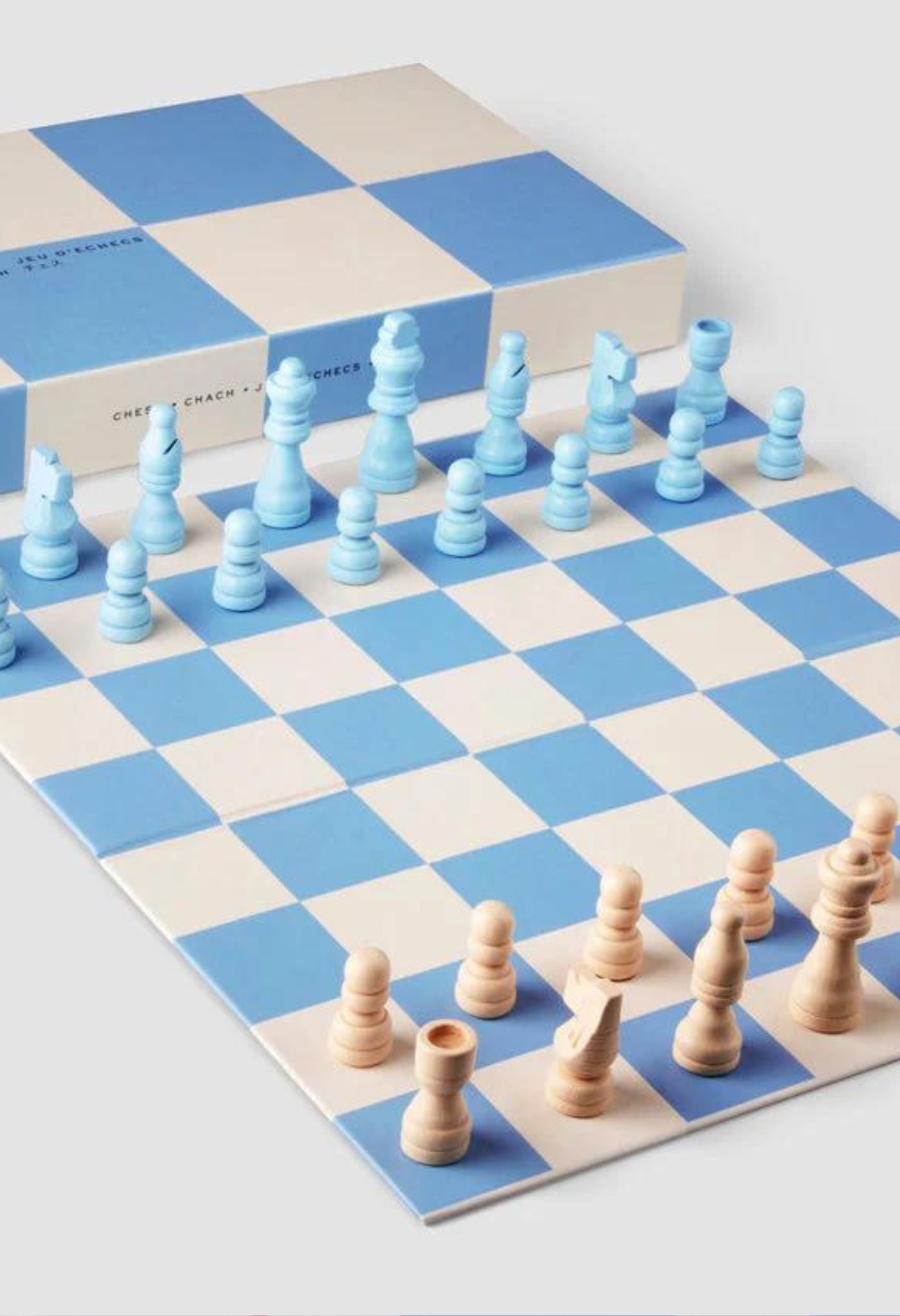 Schach spielen 