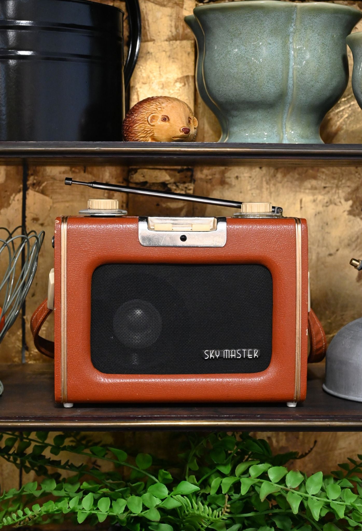 Refurbished Vintage Sky Master Radio Speaker