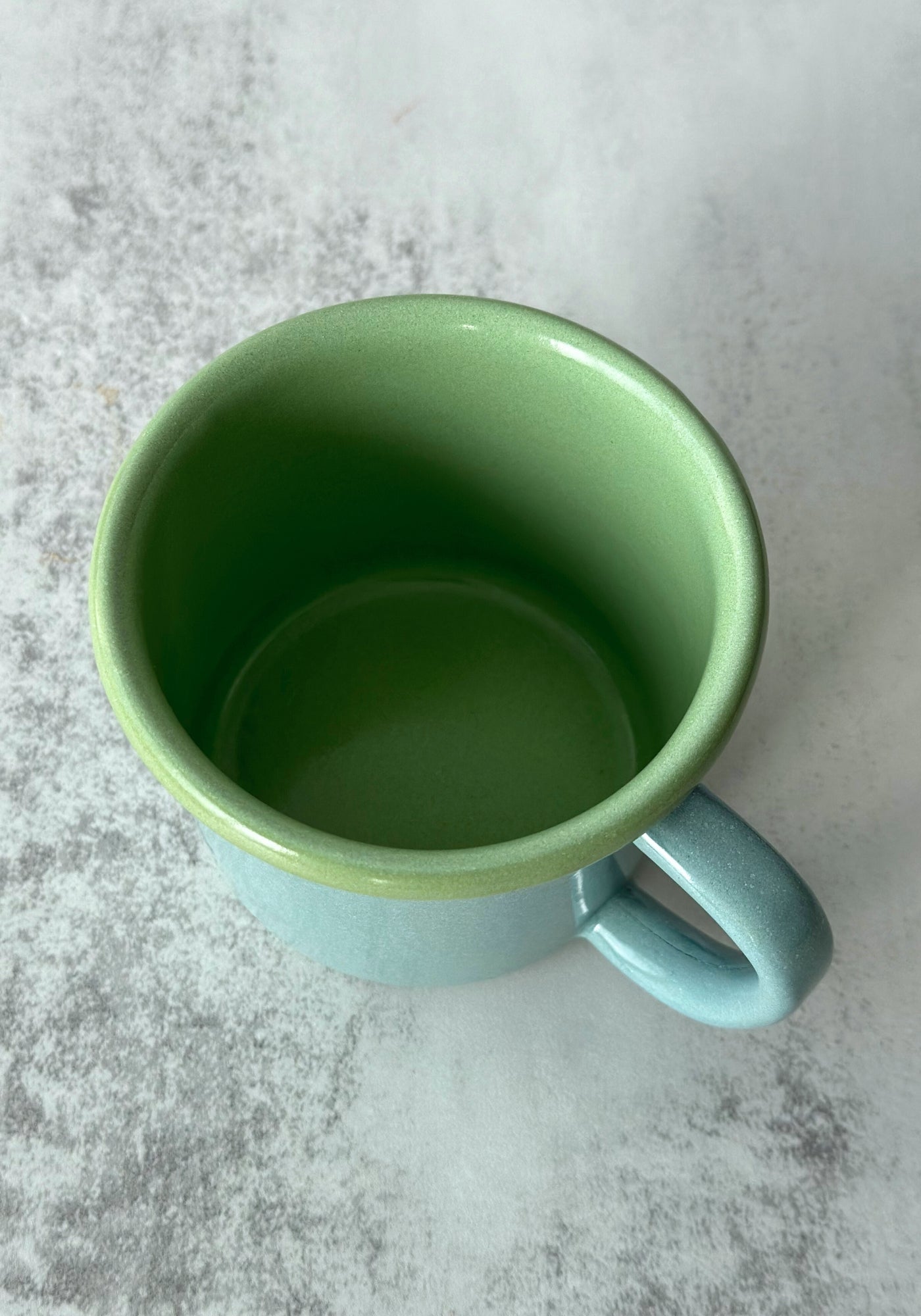 Tasse en émail « Toujours le dimanche » 