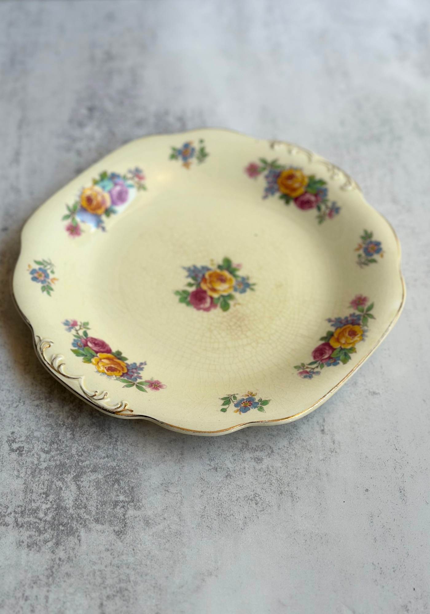Vintage Wedgwood Mary Stuart Floral Plate