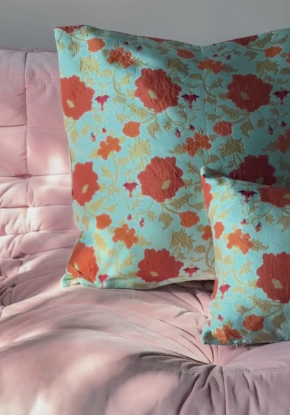 a video of blue and orange cushions