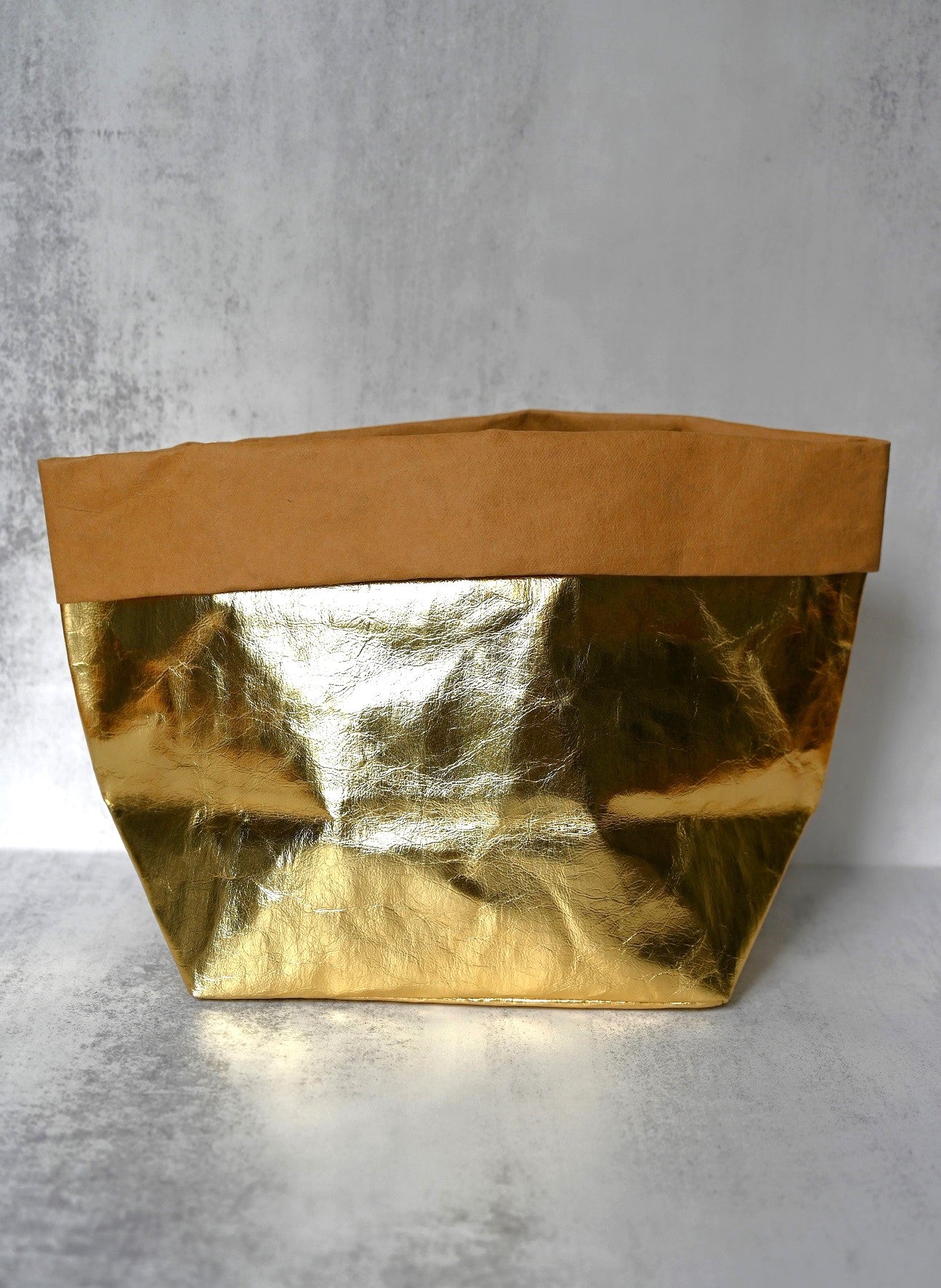 Uashmama Paper Bag Large - Gold